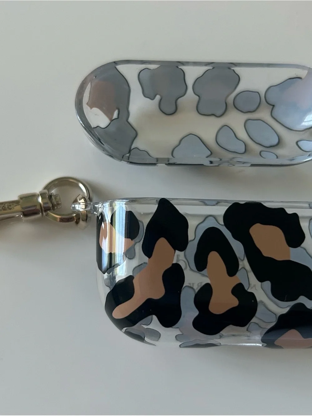 Kate Spade New York Black, Tan & White Leopard Print AirPods Case with Keyring